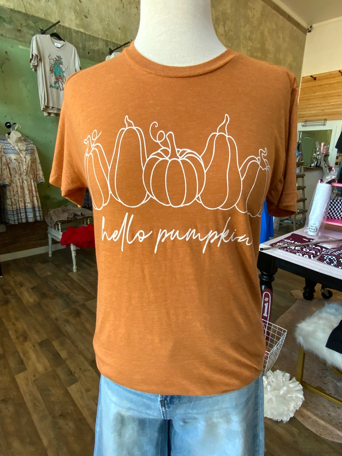 HELLO PUMPKIN TEE